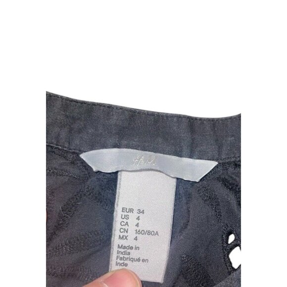 H&M Women's Size 4 Black Long Sleeve Eyelet Cutout Button Up Blouse - Picture 9 of 11